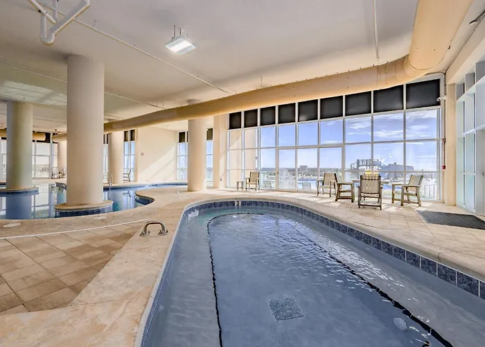 Phoenix Gulf Towers 1206 Apartment